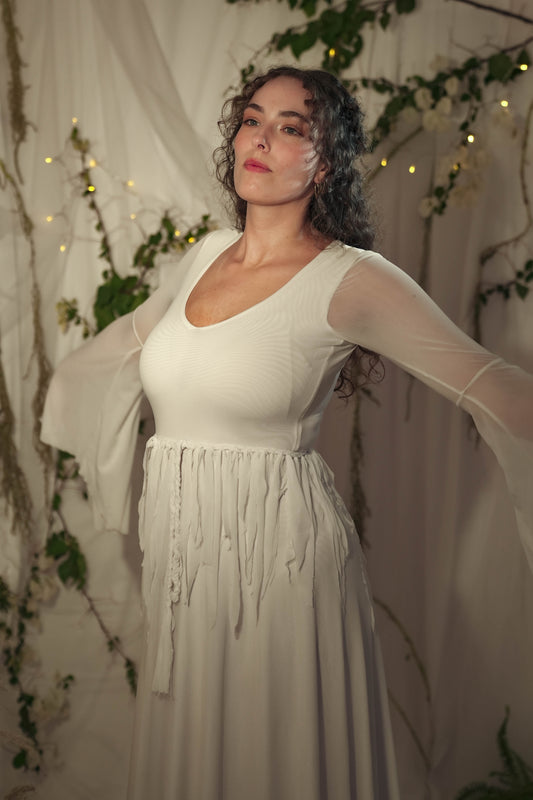 שמלת כלה אוריין עם פרנזים (Copy)