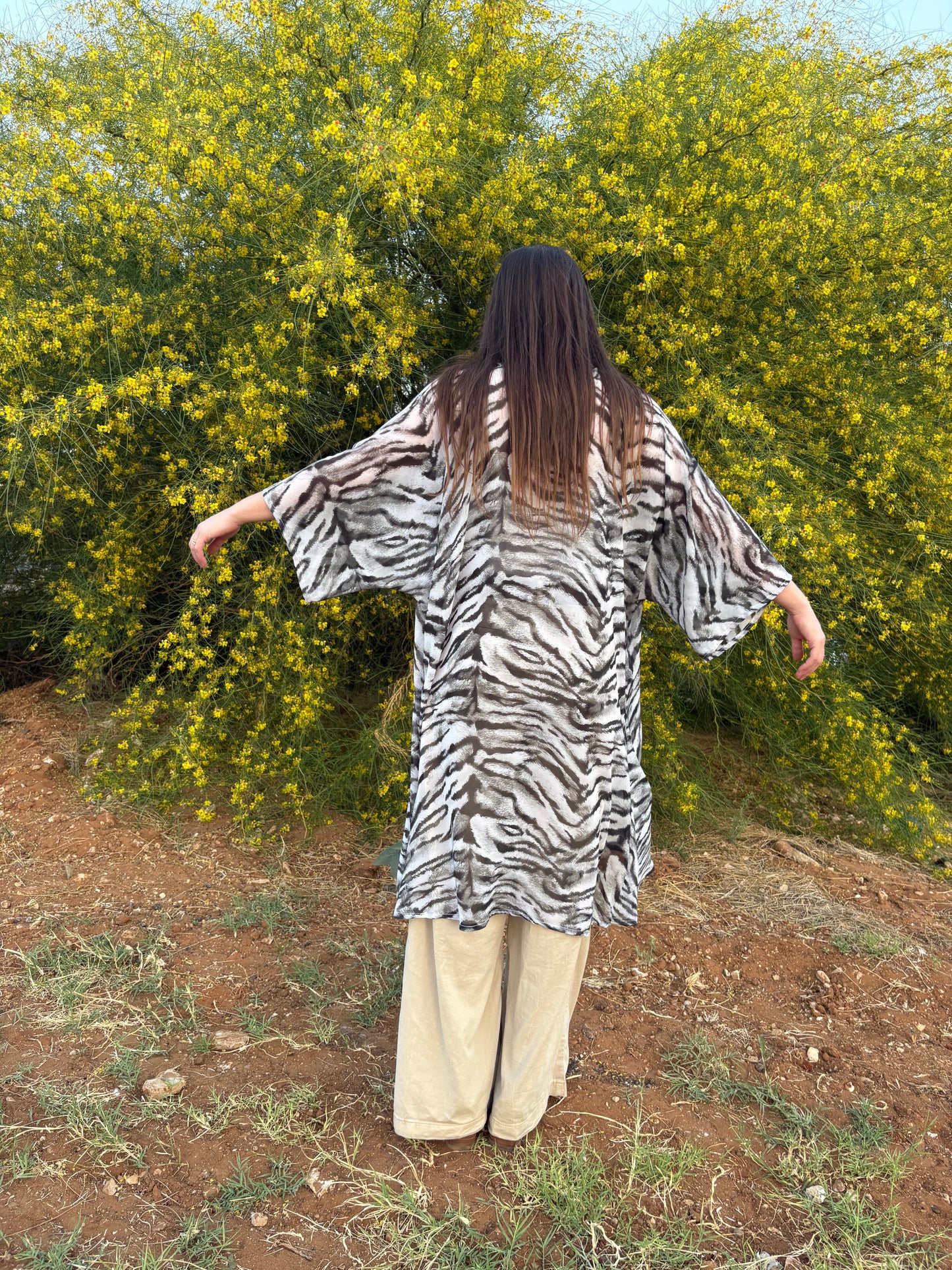 קימונו אילוש שרוולים מתרחבים